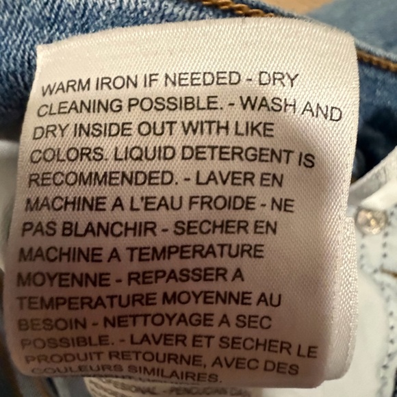 Levi’s 311 Shaping Skinny Jeans Mid Rise Light Wash Butt Lift Festival Cowgirl - Picture 12 of 12